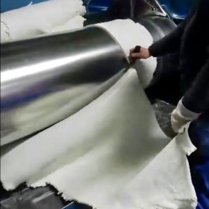 Kauçuk karışım işlemesi için konveyör bant sistemi