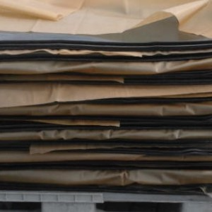 Sıvı kauçuk bileşenleri için depolama tankları