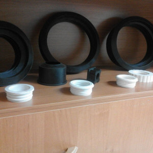 Hassas dozaj için bilgisayar kontrollü karıştırma makinesi